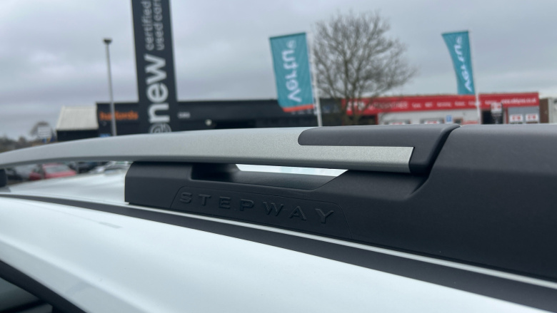 Dacia Sandero Stepway 1.0 TCe Essential 5dr Bi Fuel Hatchback